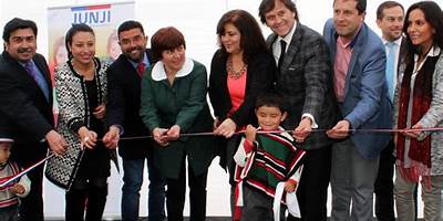 Creciendo Entre Poetas