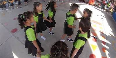 Ronda De Niños Y Niñas