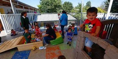 Sala Cuna Y Jardín Infantil “Floreciendo Vida